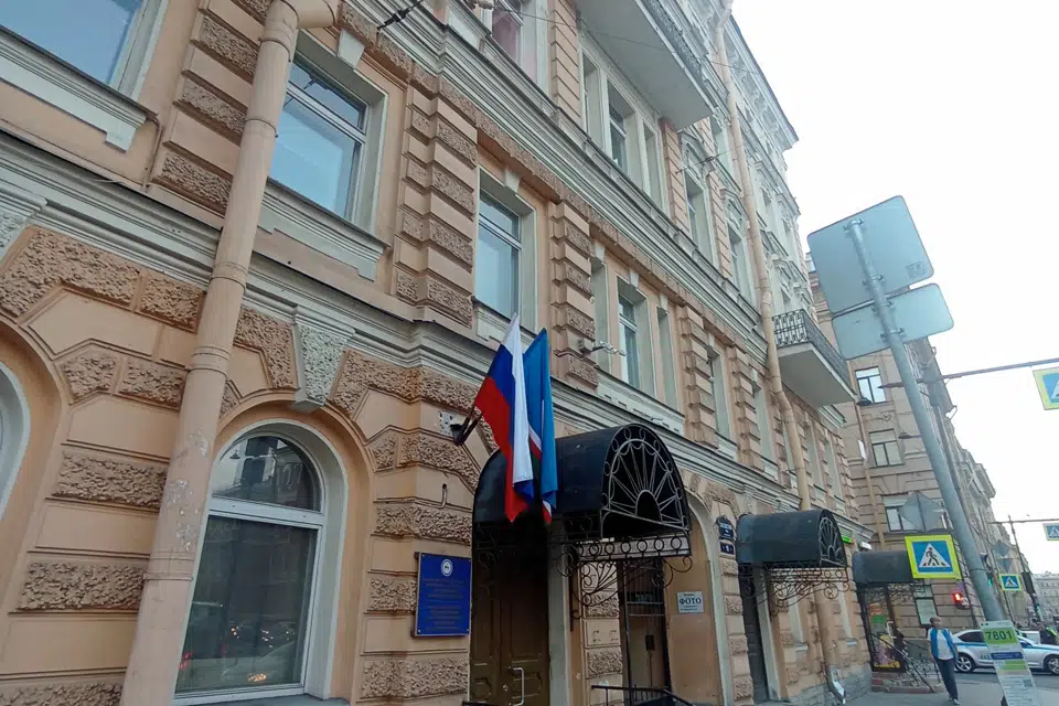 Продаётся 2-комнатная квартира, 55.7 м²