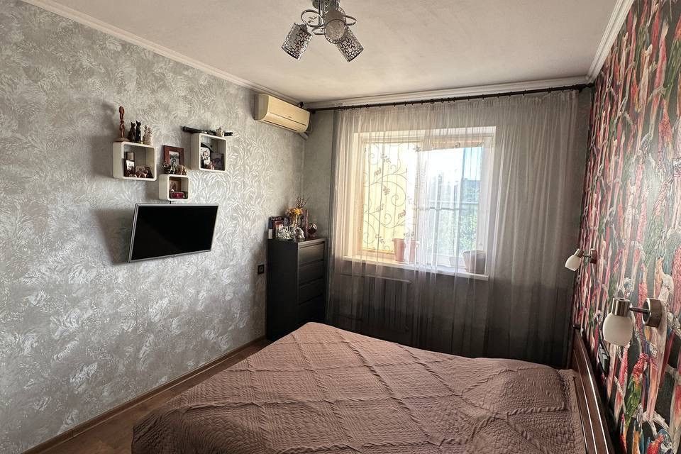 Продаётся 3-комнатная квартира, 70.7 м²