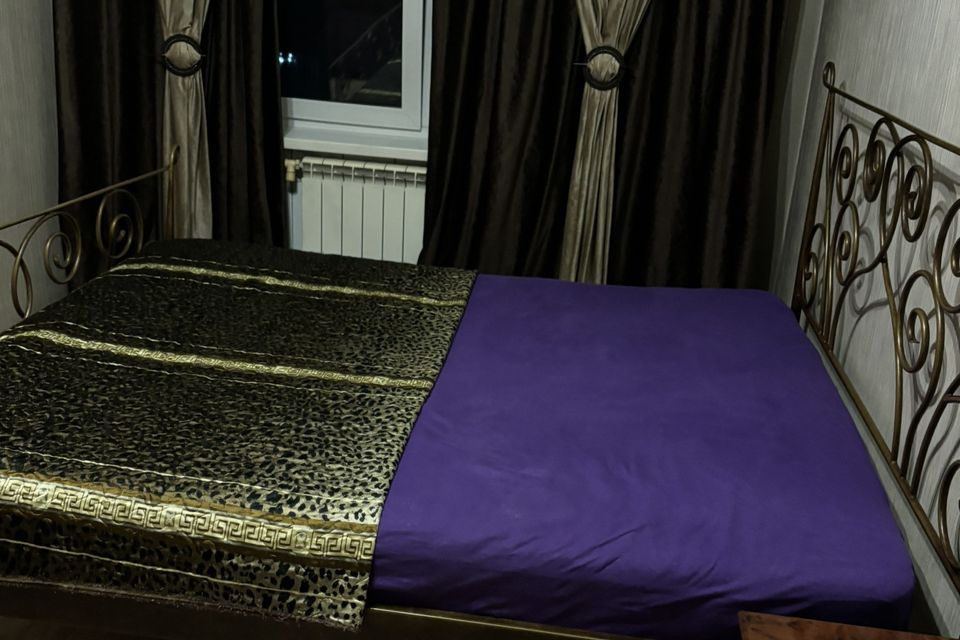 Сдаётся комната в 3-комн. квартире, 14 м²