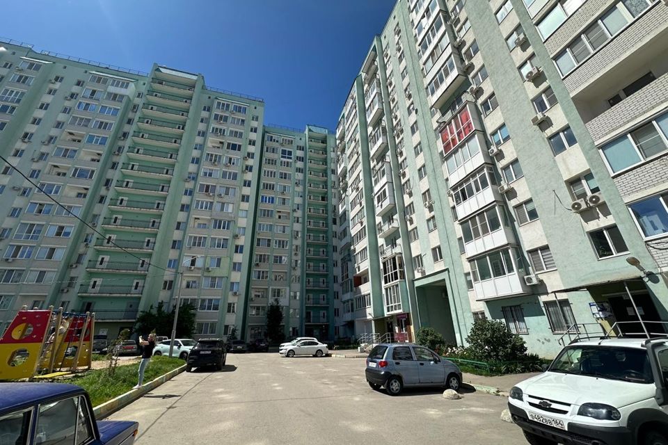 Продаётся 1-комнатная квартира, 49.8 м²