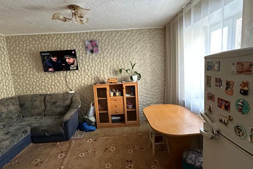 Продаётся 3-комнатная квартира, 56.7 м²
