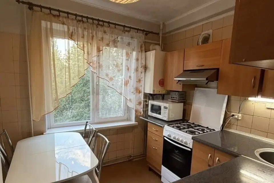Продаётся 3-комнатная квартира, 65 м²