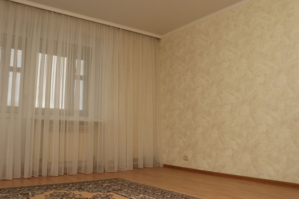 Продаётся 3-комнатная квартира, 71.4 м²
