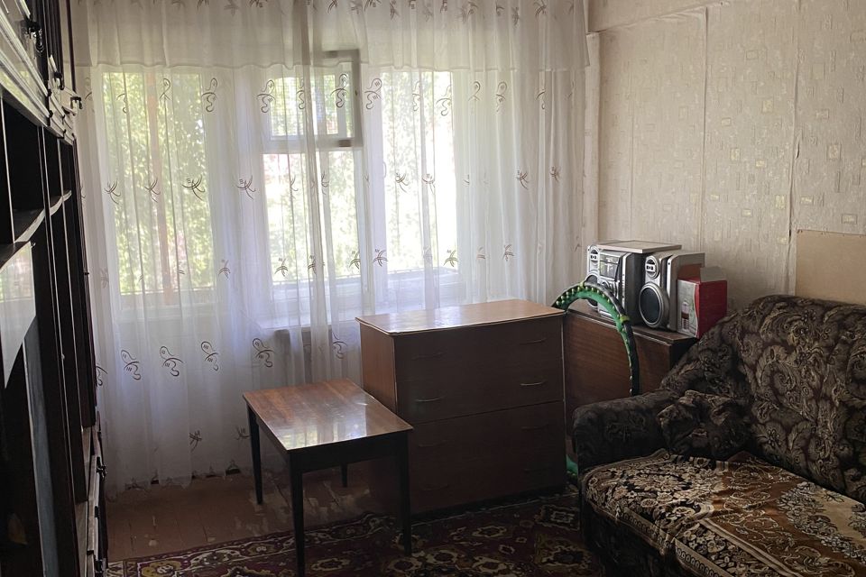 Продаётся 3-комнатная квартира, 54.7 м²