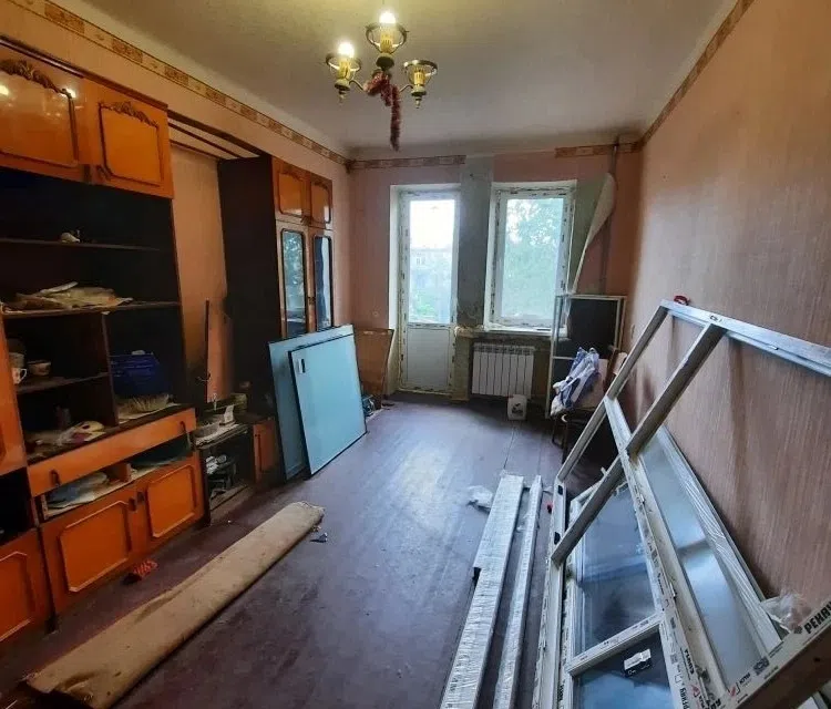 Продаётся 3-комнатная квартира, 56 м²