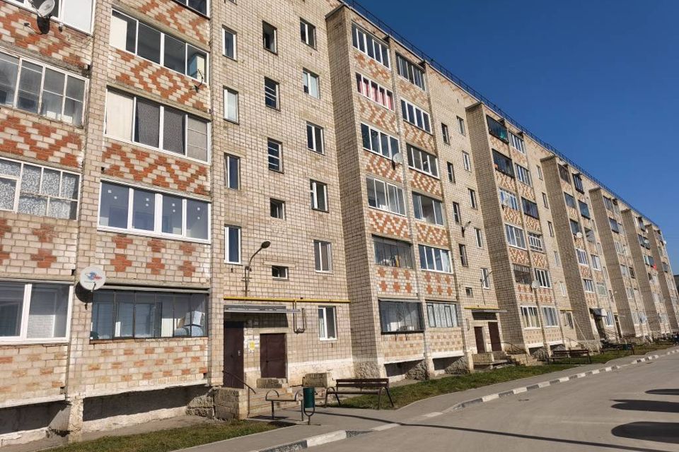Продаётся 4-комнатная квартира, 81.7 м²