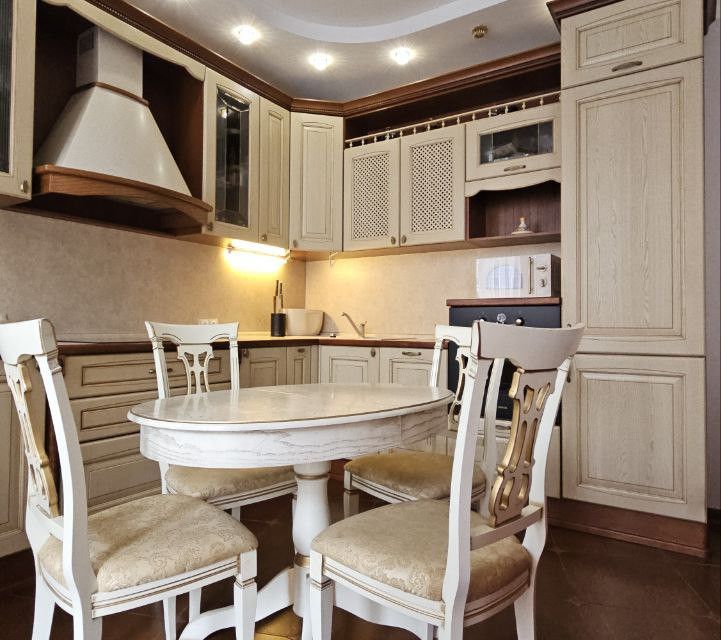 Продаётся 1-комнатная квартира, 62.2 м²