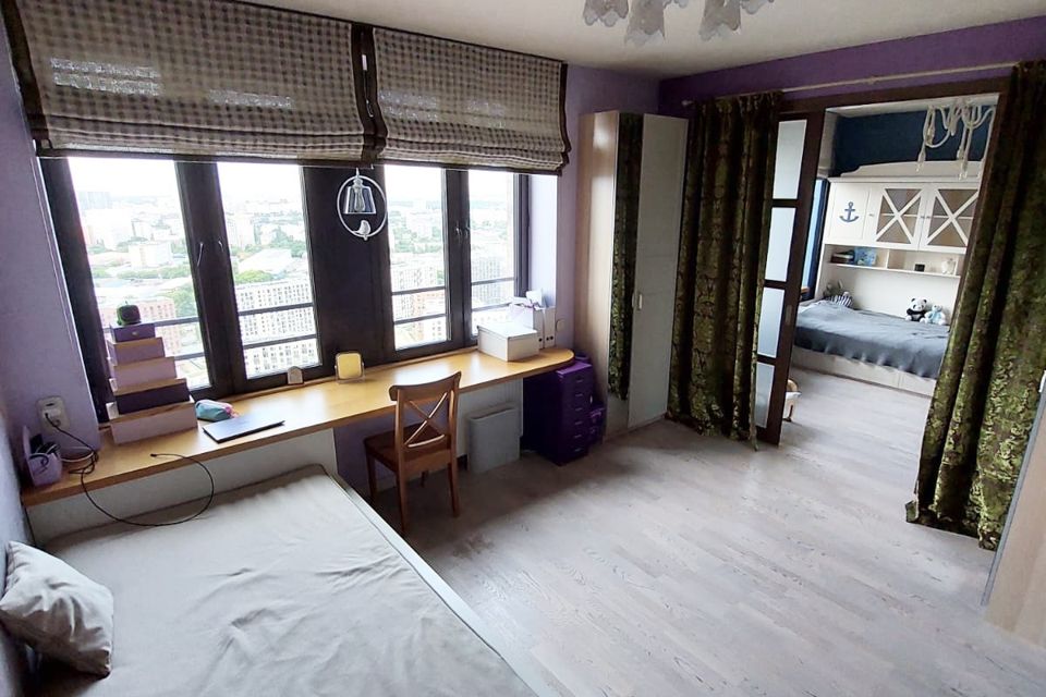 Продаётся 3-комнатная квартира, 87 м²
