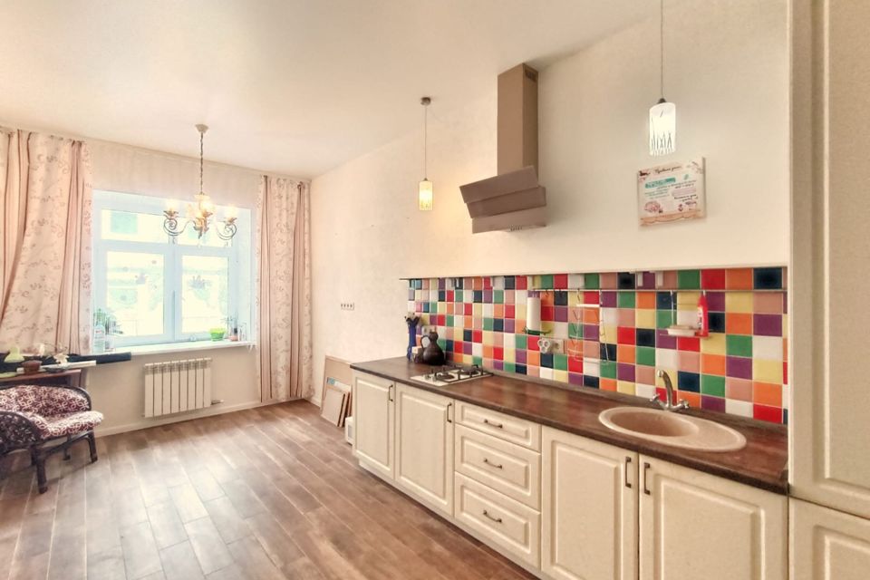 Продаётся 1-комнатная квартира, 47 м²