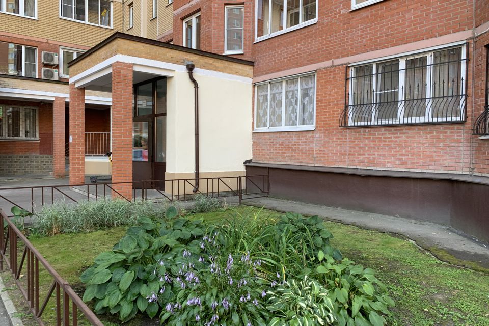 Продаётся 1-комнатная квартира, 41.6 м²