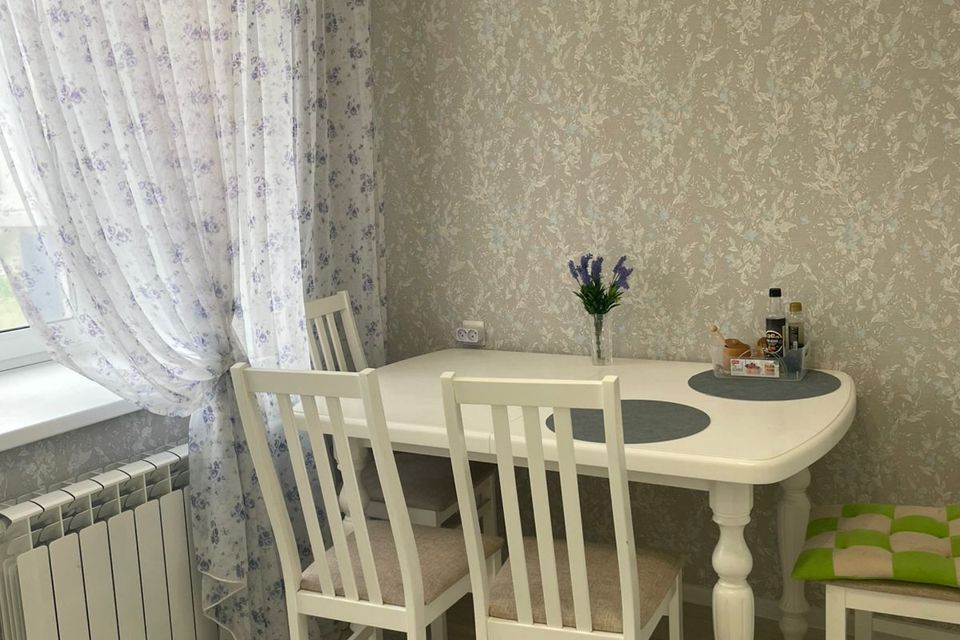 Продаётся 2-комнатная квартира, 56.1 м²