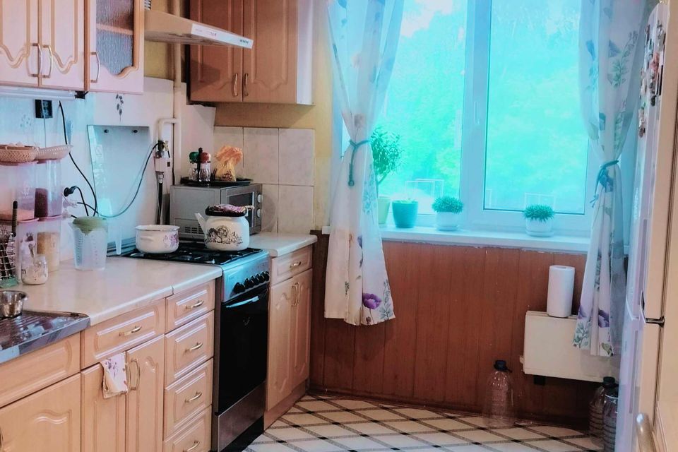 Продаётся 4-комнатная квартира, 85.8 м²