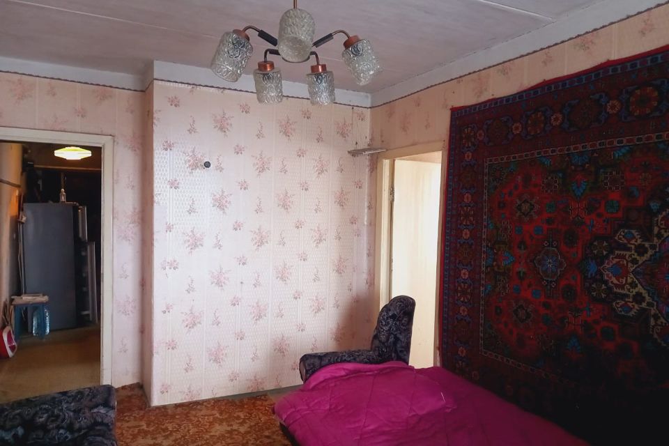 Продаётся 3-комнатная квартира, 50.9 м²