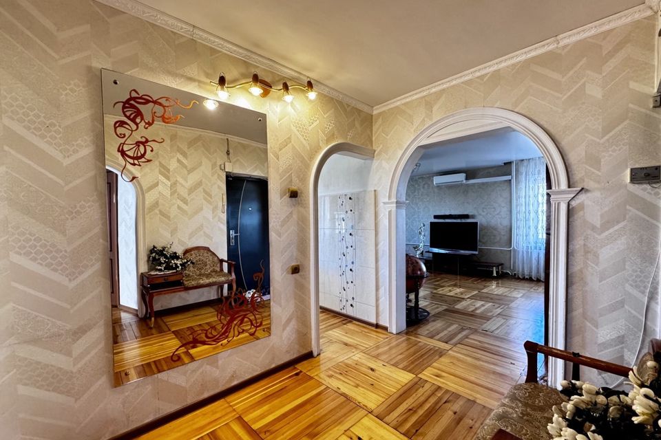 Продаётся 3-комнатная квартира, 88.3 м²