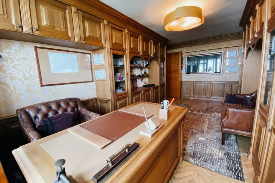 Продаётся 4-комнатная квартира, 99.1 м²