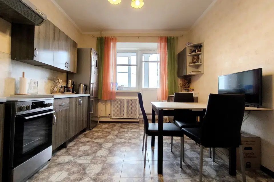 Продаётся 2-комнатная квартира, 77.6 м²