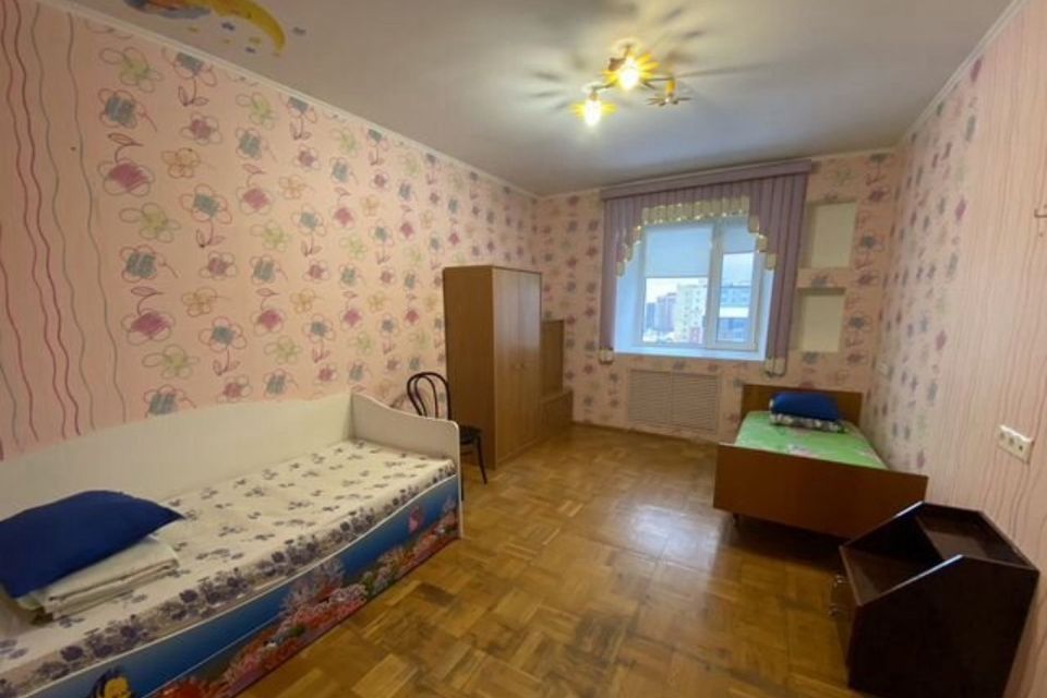 Продаётся 3-комнатная квартира, 63.5 м²