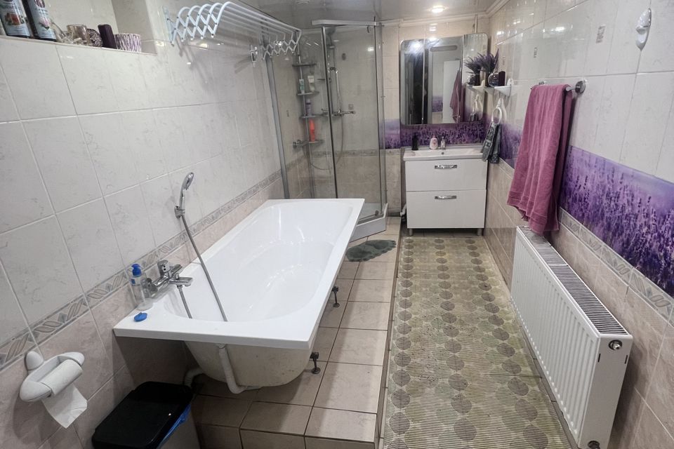 Продаётся 2-этажный дом, 140 м²