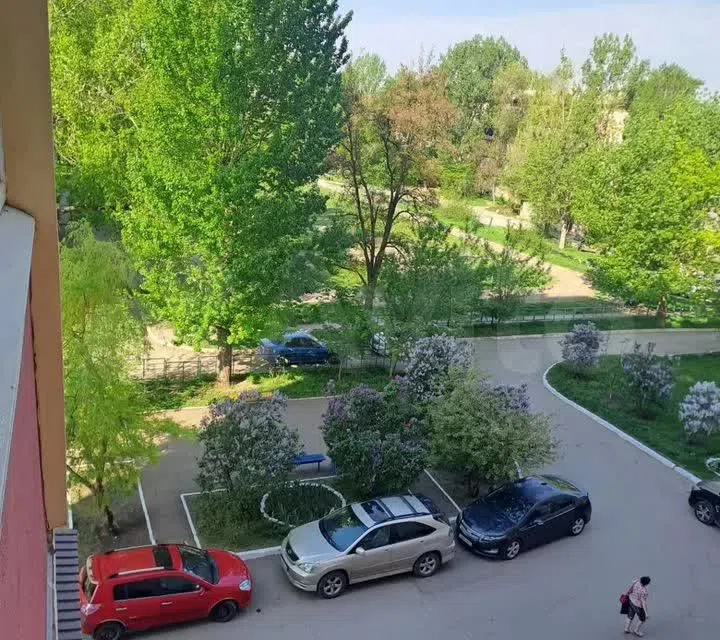 Продаётся 2-комнатная квартира, 65.4 м²