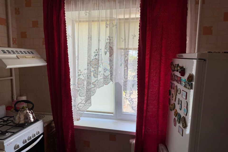 Продаётся 3-комнатная квартира, 52.1 м²