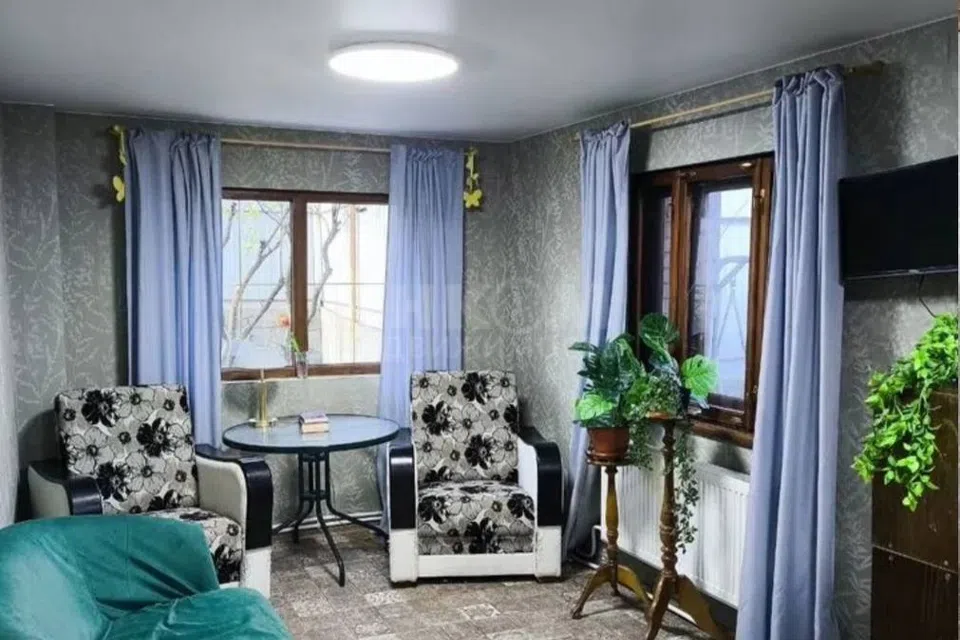 Продаётся 2-этажный дом, 148 м²