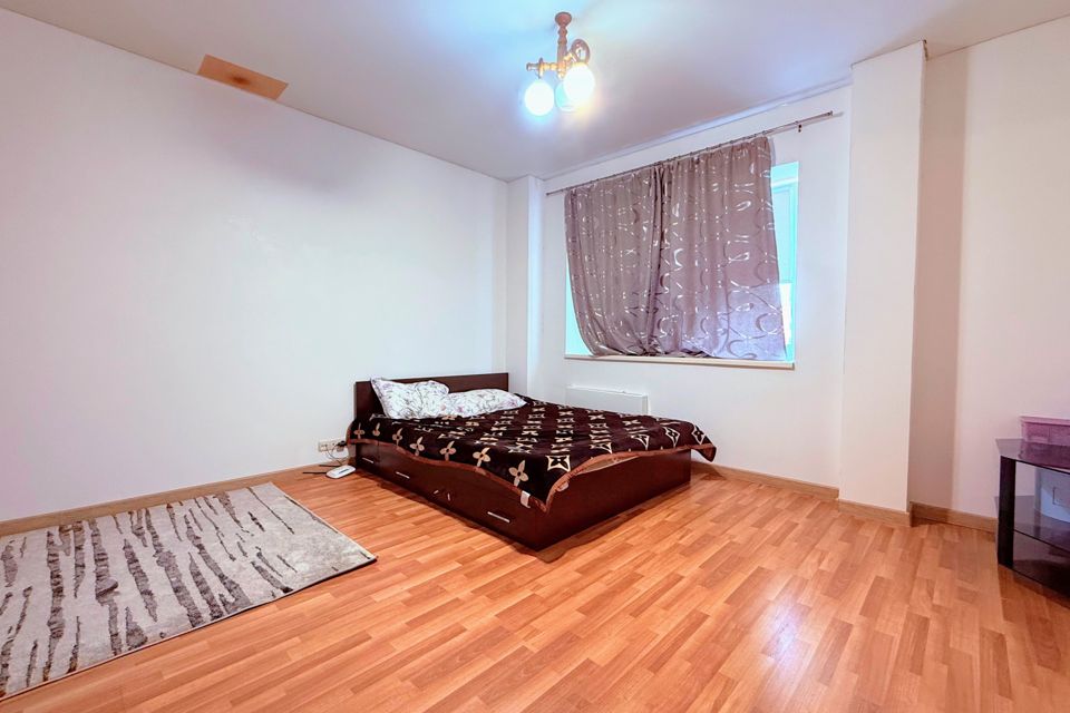 Продаётся 1-комнатная квартира, 44 м²