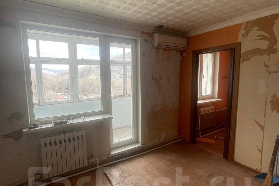 Продаётся 1-комнатная квартира, 42.5 м²