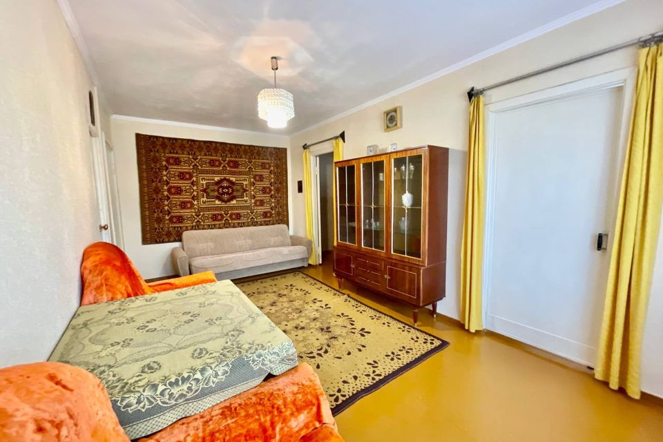 Продаётся 3-комнатная квартира, 43 м²