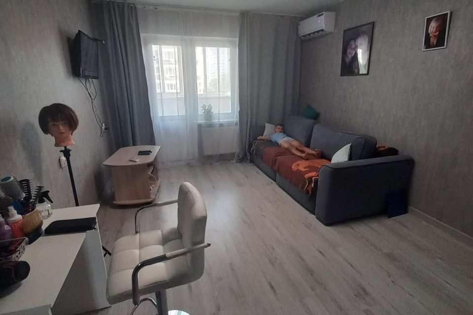 Продаётся 3-комнатная квартира, 81.4 м²