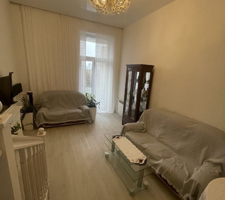 Продаётся 4-комнатная квартира, 94.6 м²