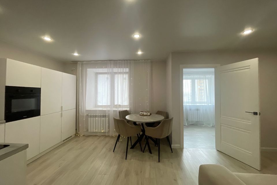 Продаётся 2-комнатная квартира, 58.7 м²