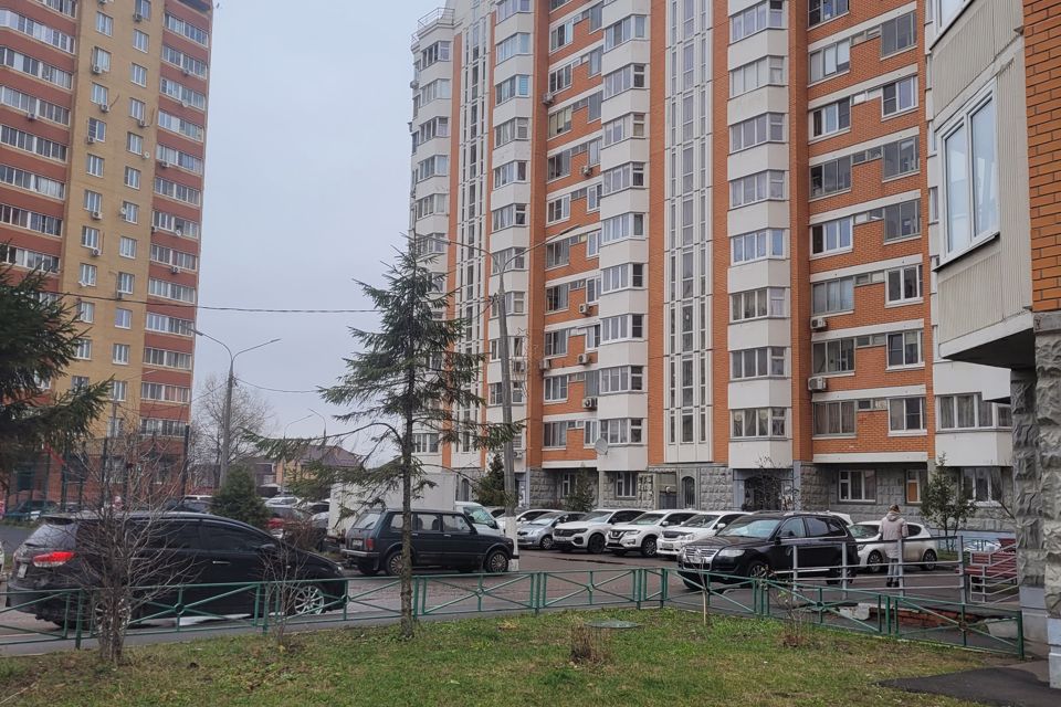 Продаётся 1-комнатная квартира, 38 м²