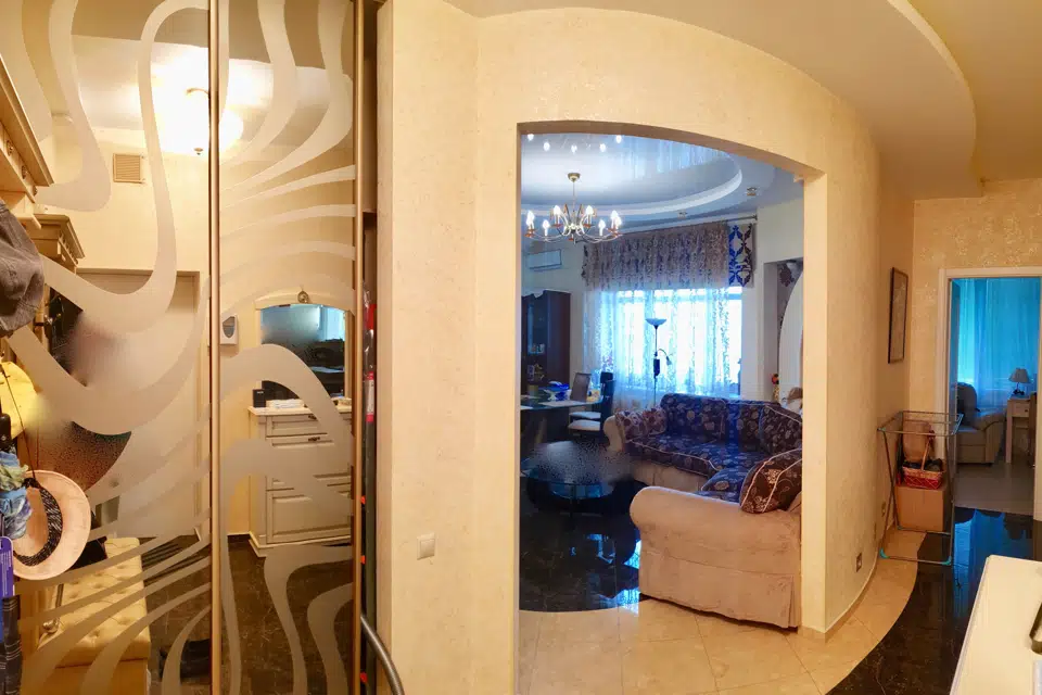 Продаётся 3-комнатная квартира, 110.2 м²