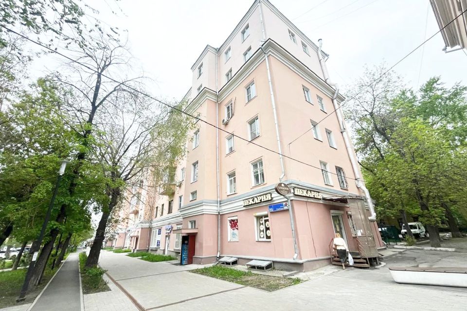 Продаётся 3-комнатная квартира, 52.2 м²