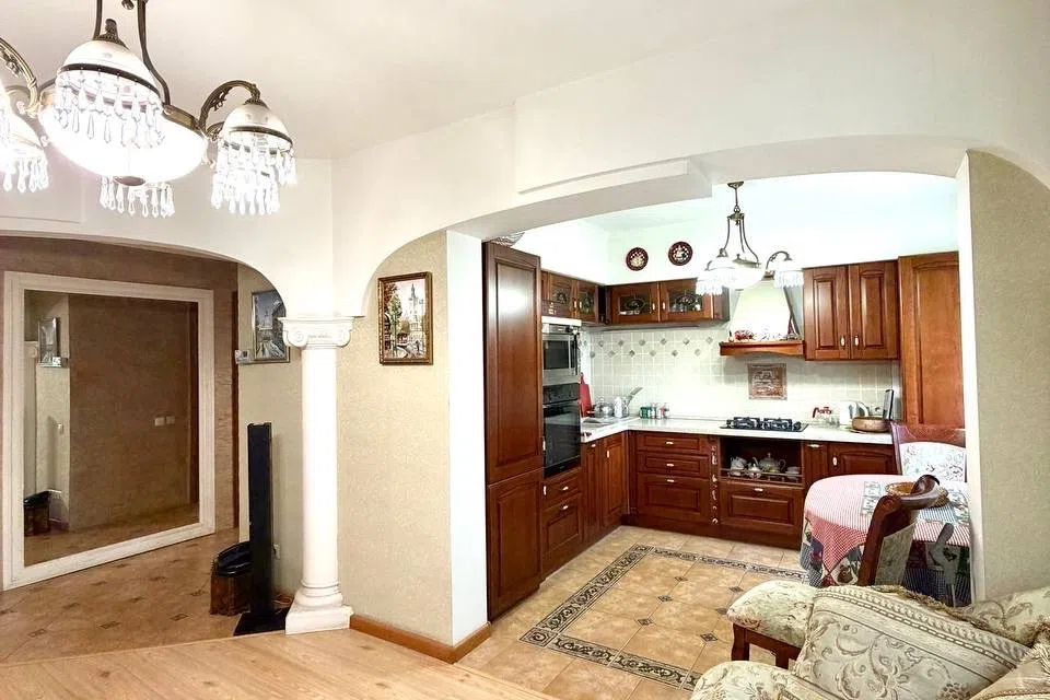Продаётся 3-комнатная квартира, 85.2 м²