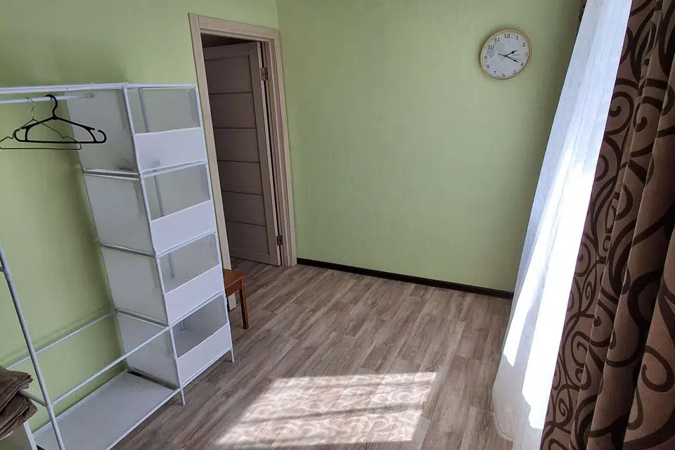 Продаётся 3-комнатная квартира, 52.3 м²