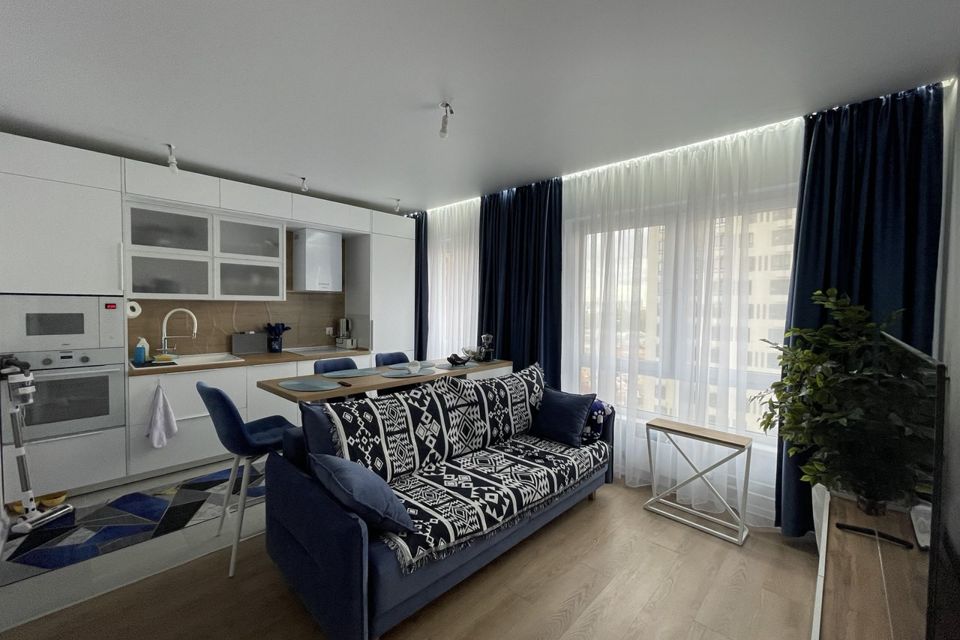 Продаётся 2-комнатная квартира, 53.2 м²
