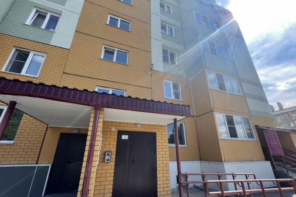 Продаётся 3-комнатная квартира, 63.7 м²