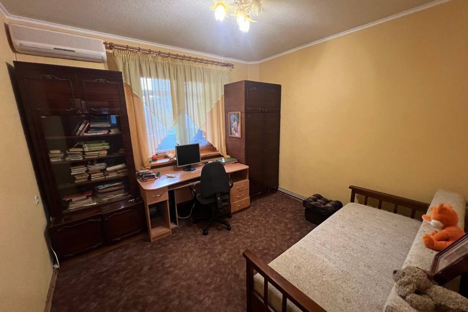 Продаётся 3-комнатная квартира, 65 м²