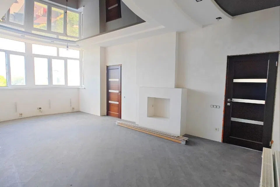 Продаётся 3-комнатная квартира, 98 м²