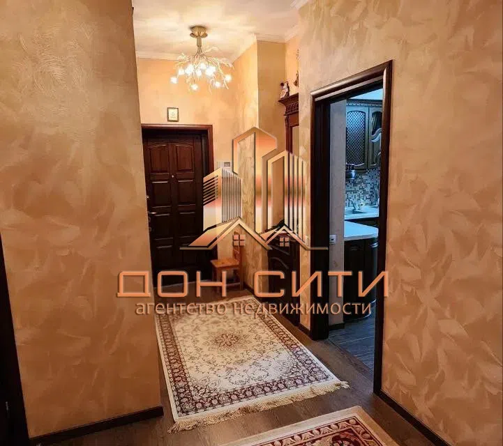 Продаётся 4-комнатная квартира, 124.7 м²