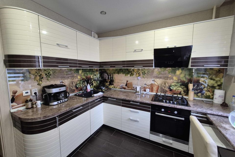 Продаётся 2-комнатная квартира, 55.46 м²