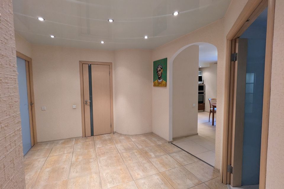 Продаётся 3-комнатная квартира, 95 м²
