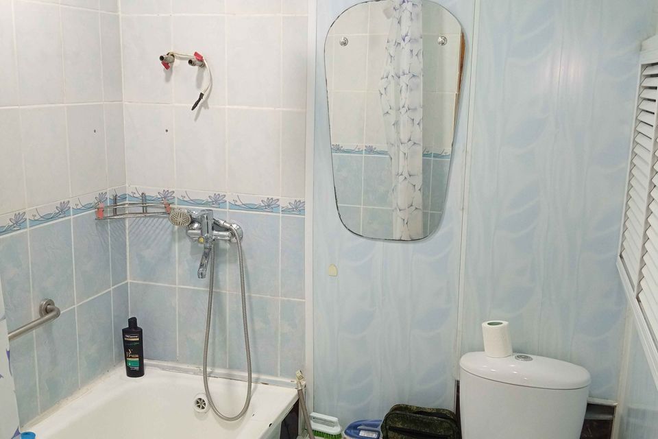 Продаётся 3-комнатная квартира, 57.7 м²