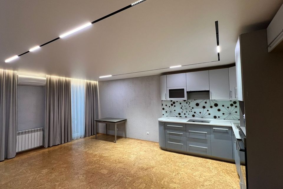 Продаётся 3-комнатная квартира, 72 м²