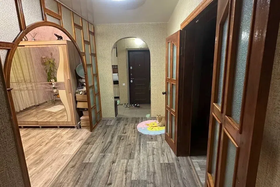 Продаётся 4-комнатная квартира, 85 м²