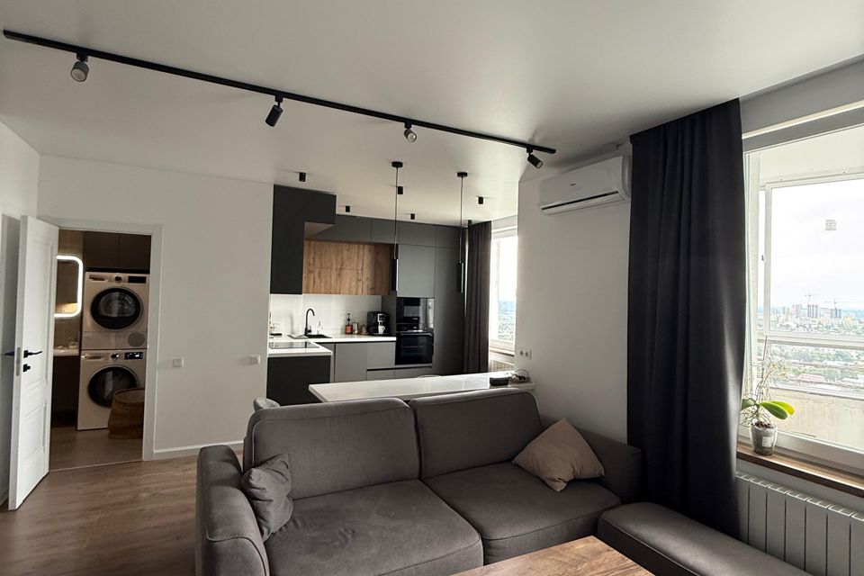 Продаётся 2-комнатная квартира, 66.4 м²