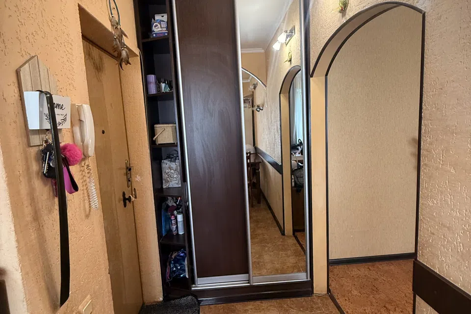 Продаётся 4-комнатная квартира, 89.3 м²
