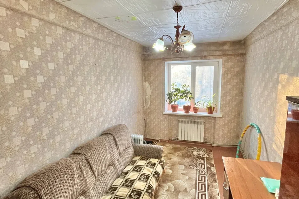 Продаётся 3-комнатная квартира, 40 м²