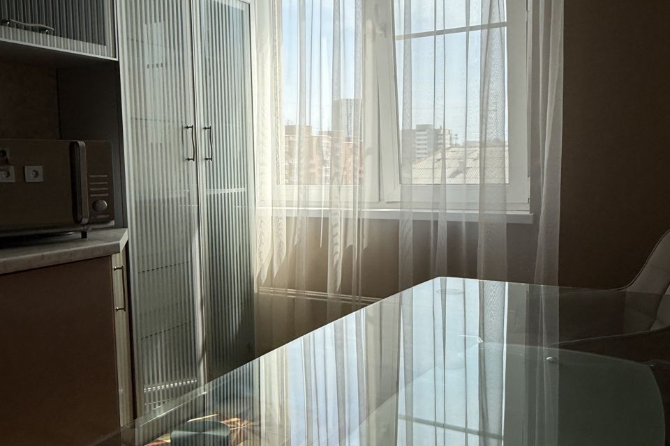 Продаётся 1-комнатная квартира, 50.2 м²